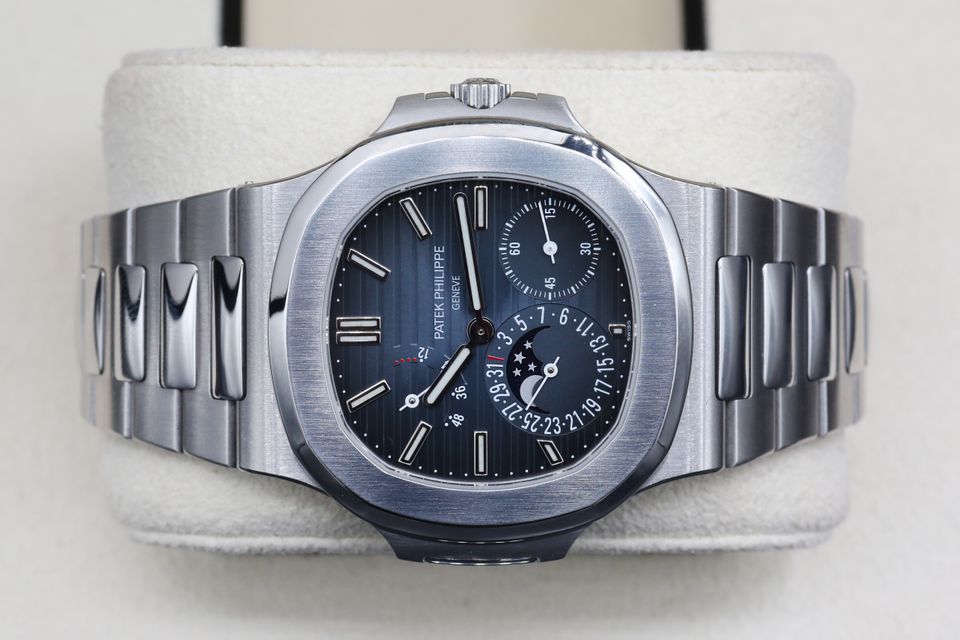 Patek Philippe Nautilus 5712/1A-001 Image 6